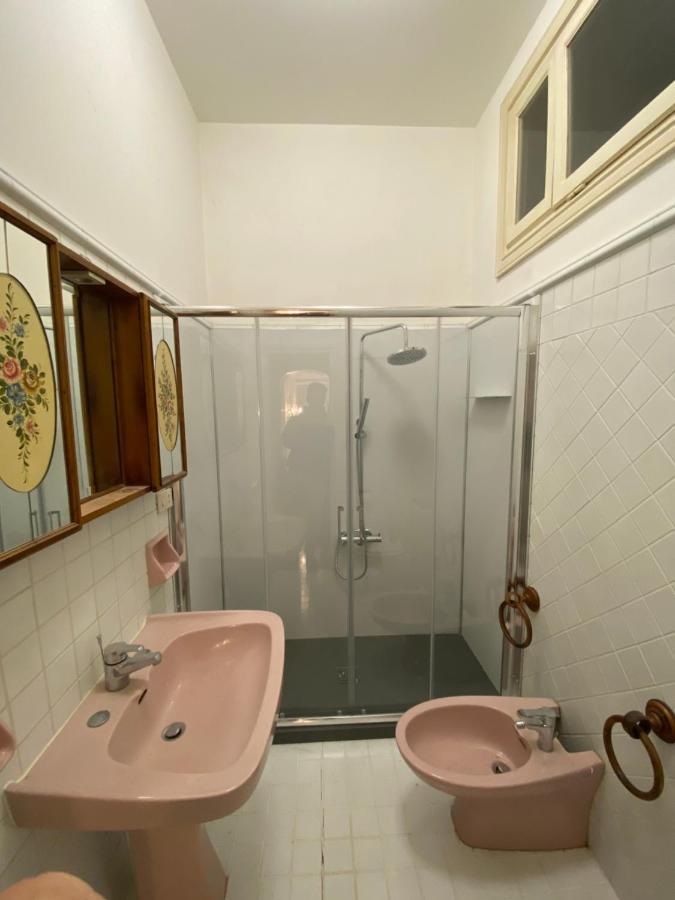 Villino Caproni Appartement Viareggio Buitenkant foto
